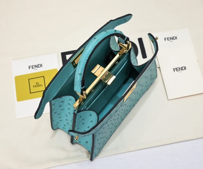 FENDI Peekaboo Light Green 23ss 335 Size: 20*15cm