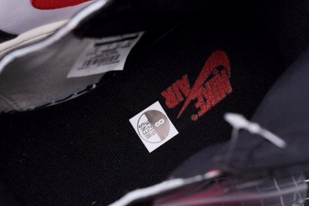 JORDAN 1 RETRO HIGH BLACK GYM RED
