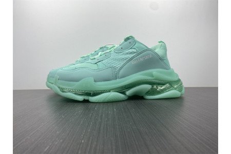 Balenciaga TRIPLE S SNEAKER