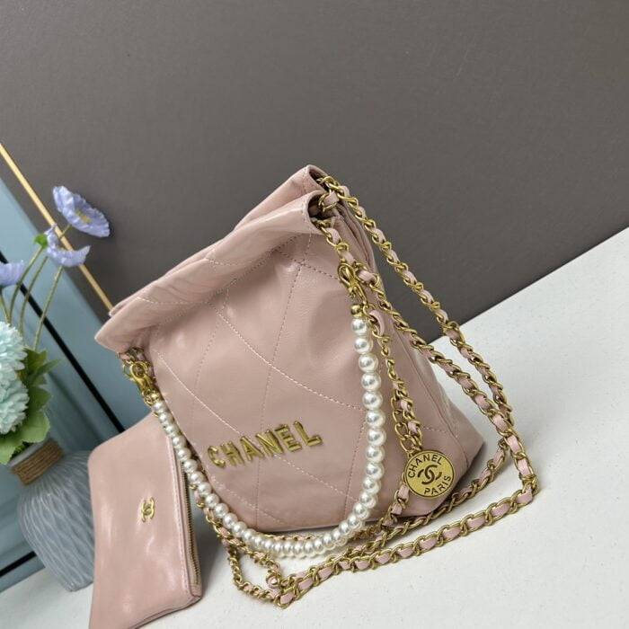 CHANEL Pearl garbage bag pink size: 23*28*22*7cm
