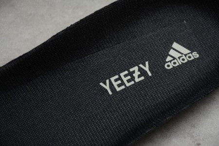 ADIDAS YEEZY BOOST 700 MNVN BLACK WHITE?