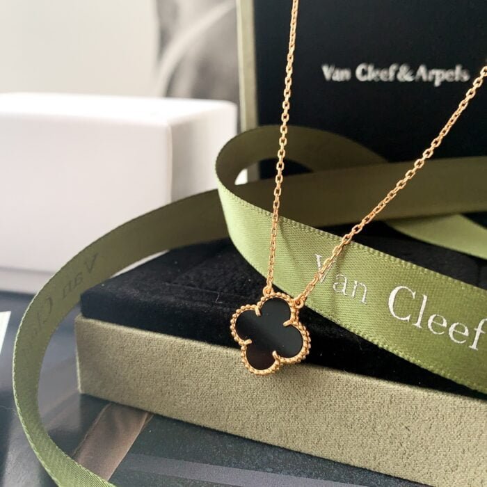 Van Cleef & Arpels necklace