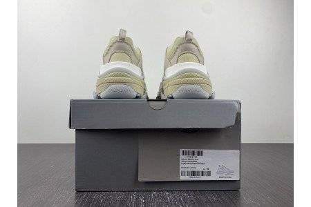 Balenciaga Triple S SNEAKER