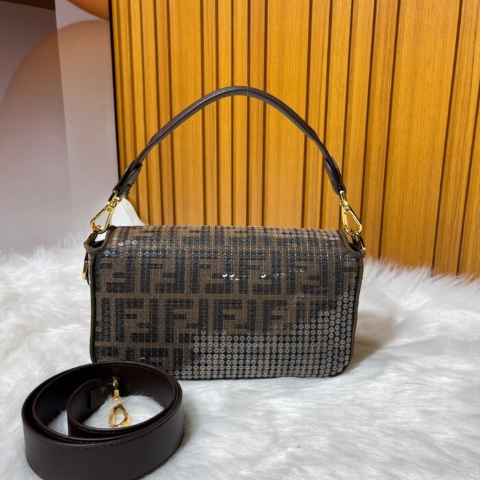 FENDI baguette bag with beads F2029 Size: 26*5*15CM