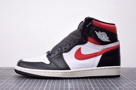 JORDAN 1 RETRO HIGH BLACK GYM RED