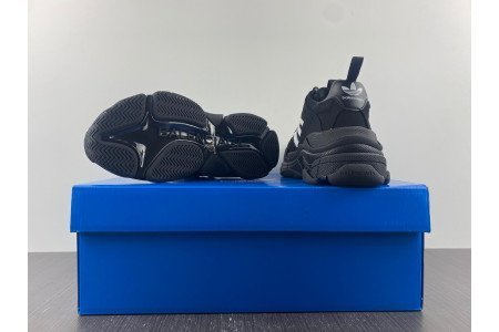 Balenciaga Triple S SNEAKER