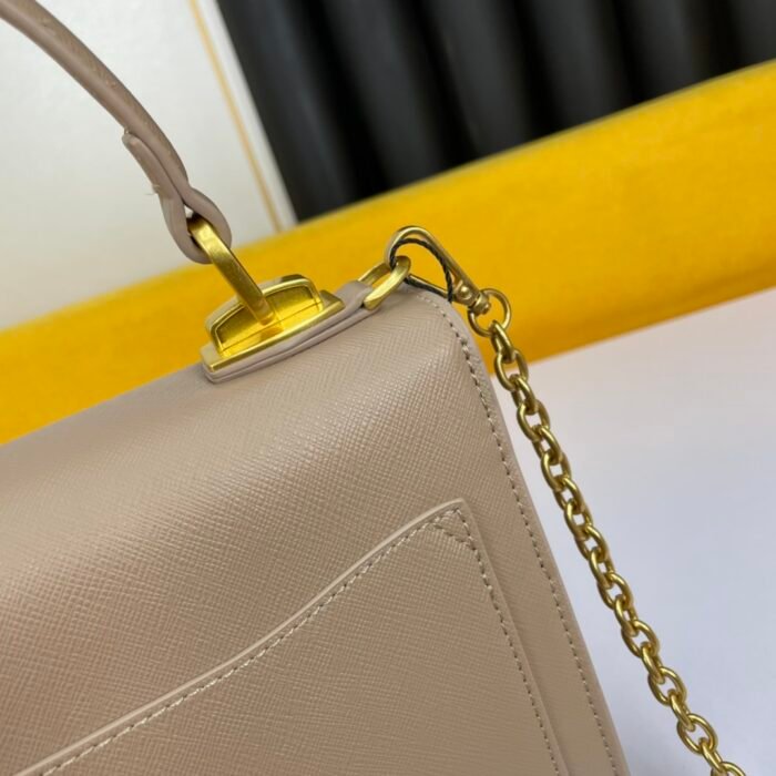 Prada organ bag grey size: 20*15*5cm