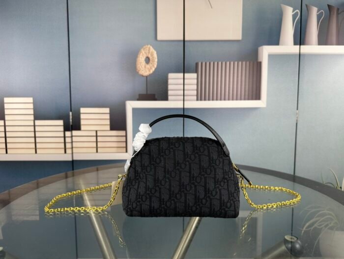 Dior Montaigne black Chain bag 6606 size: 21*12.5*8cm