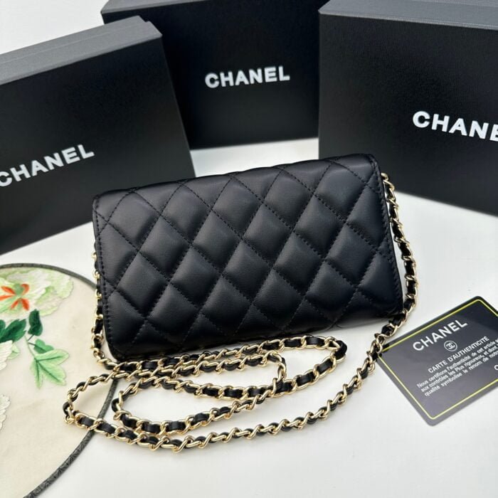Chanel Rhombus cowhide chain crossbody bag black 8001 size: 18*10.5*3.5 cm