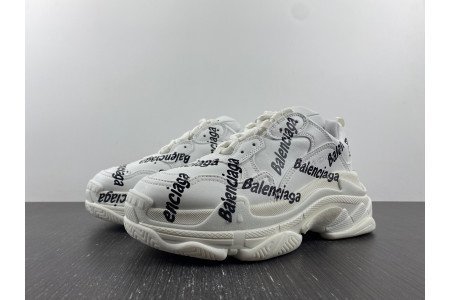 Balenciaga Triple S SNEAKER