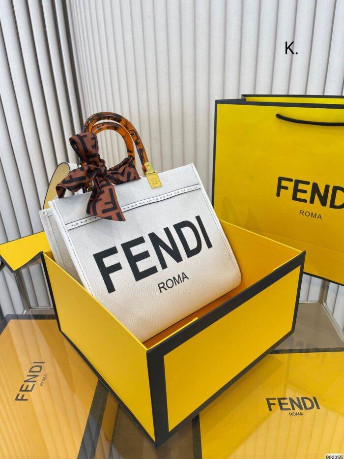 FENDI Tote bag canvas Black/White/Dark Green Size: 25*22cm