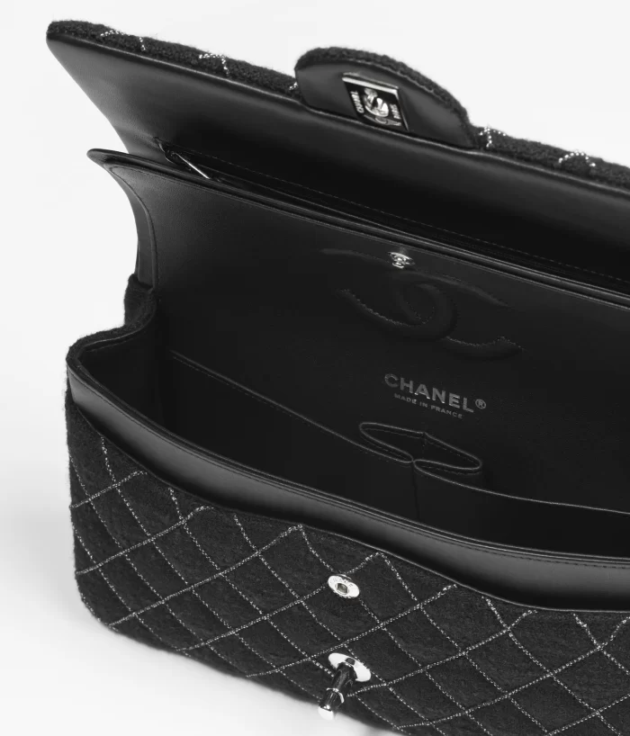CHANEL / CLASSIC HANDBAG Wool Tweed & Silver-Tone Metal Black