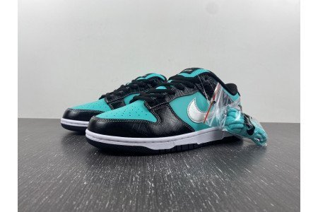 NIKE DUNK SB LOW DIAMOND TIFFANY