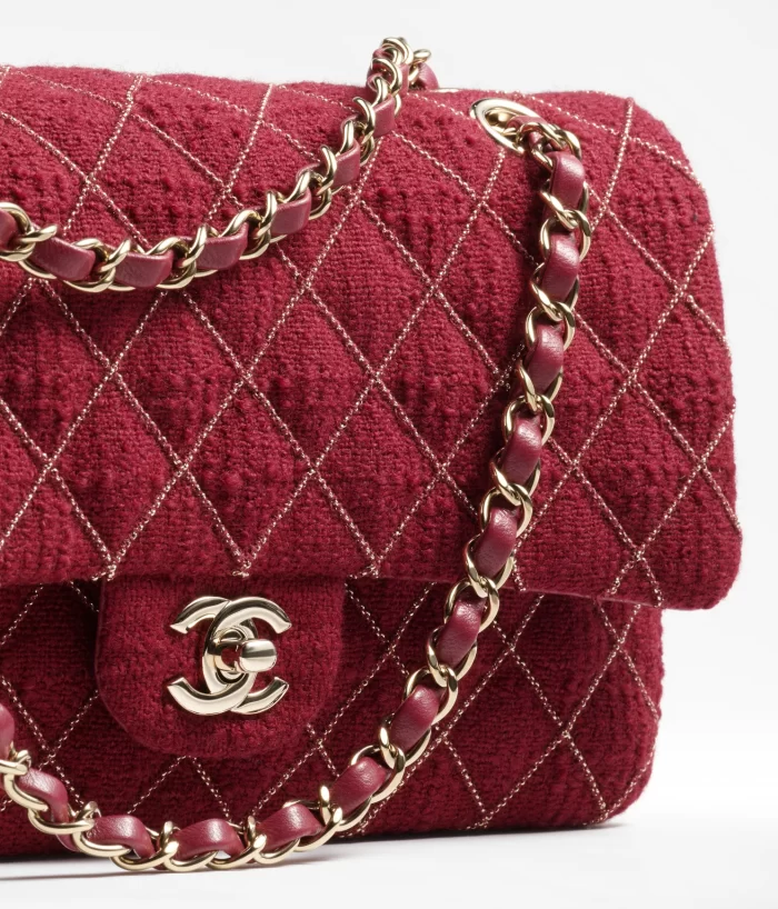 CHANEL / CLASSIC HANDBAG Wool Tweed & Gold-Tone Metal Burgundy