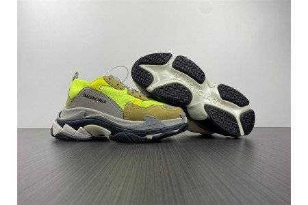 Balenciaga Triple S SNEAKER