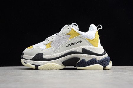Balenciaga TRIPLE S