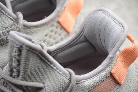 ADIDAS YEEZY BOOST 350 V2 TRUE FORM