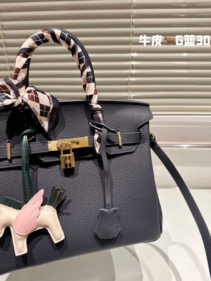 Hermès Birkin Togo Calf Gold Hardware Midnight blue size: 30Cm/ 25Cm