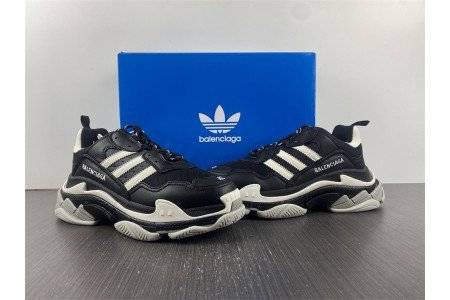 Balenciaga & ADIDAS Triple S SNEAKER