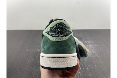 Travis Scott x Air Jordan 1 Low