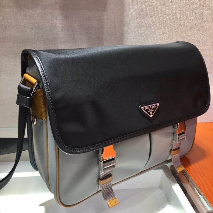 Prada Nylon clamshell handbag 2vd768b size: 32*24*12cm