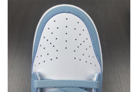 Nike Dunk Low ?Blue Paisley?