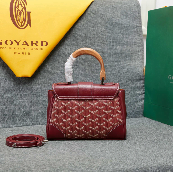 Goyard mini sigon Saddle bag Wine red Size:18*15*20*9cm
