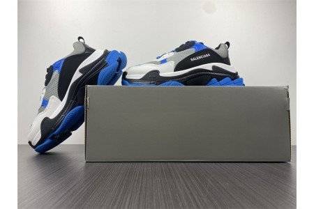 Balenciaga Triple S SNEAKER