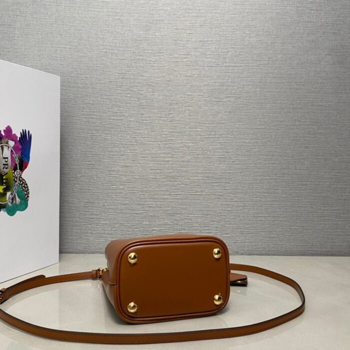 Prada Panier Plain cowhide Bucket bag brown size: 15*16*9.5cm