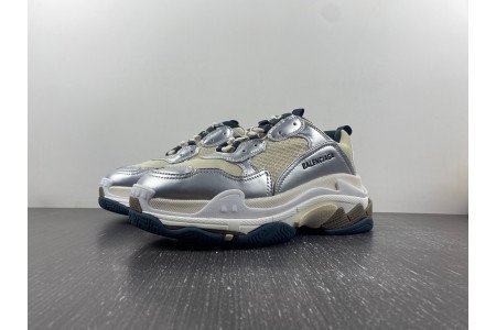 Balenciaga Triple S SNEAKER