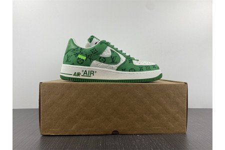 L0VT SNEAKERS