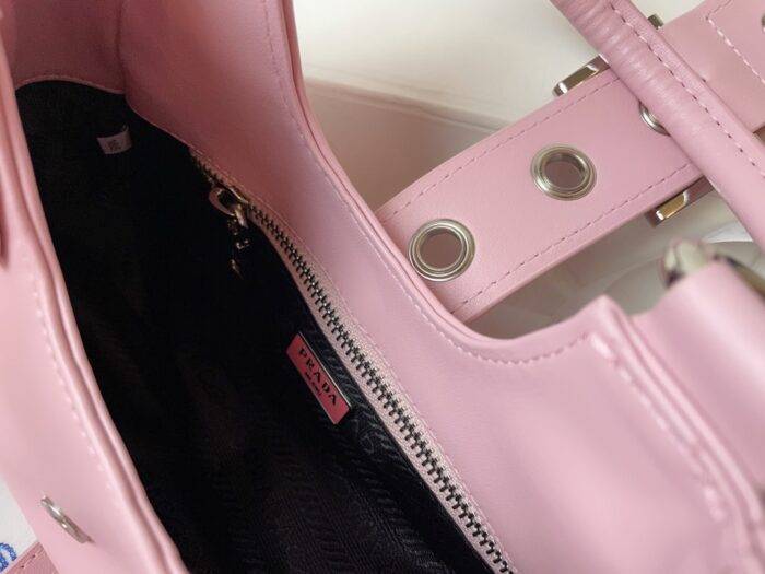 Prada leather Underarm bag pink 1BA381 size: 22.5cm