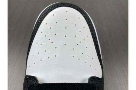 Nike Dunk Low Next Nature White Black