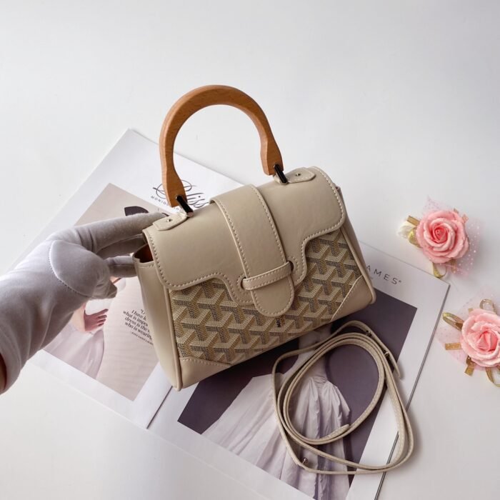 Goyard mini Saigon Cream White Saddle bag Size:22*8*15cm