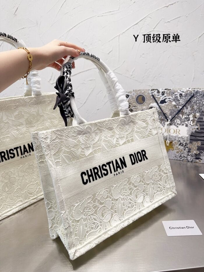 Dior Book Tote Oblique design bag white size: 35cm/42cm