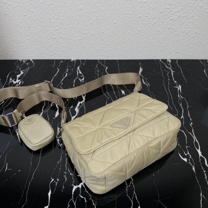 Prada Re-Nylon Three-piece set 1BD290 Shoulder bag size: 24cmx*17.5cm*8.5cm
