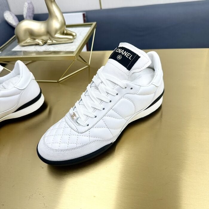 Chanel 2023 counter top casual sneakers size: 35–41 note shoes size when you fill shipping address