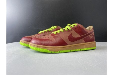NIKE DUNK LOW 1 PIECE LASER