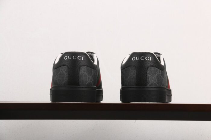 GUCCI 2024 yùndòng bǎnxié 14 / 5,000 GUCCI 2024 sports shoes