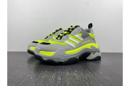 Balenciaga Triple S SNEAKER