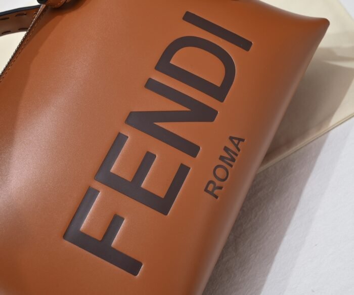 FENDI by the way handbag shoulderbag size: 27*18cm/17*18cm