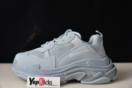 Balenciaga Triple S SNEAKER