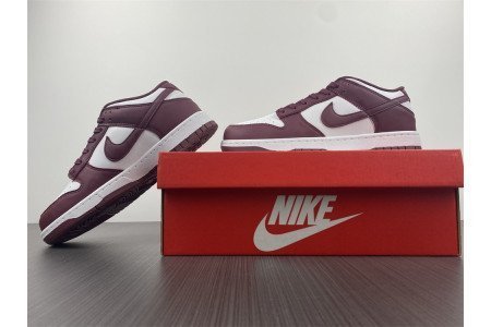 Nike Dunk Low Bordeaux