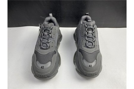Balenciaga Triple S SNEAKER