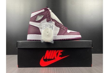 Air Jordan 1 High OG Volt Gold