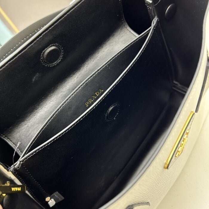 Prada Cross cut cowhide shoulder bag white 2756# size: 34*26*16cm