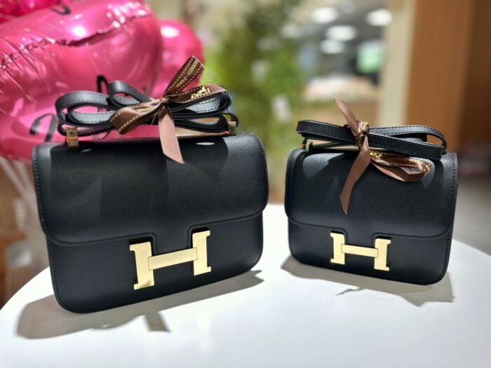 Hermès Constance cowhide leather Gold hardware Black size: 24cm/20cm