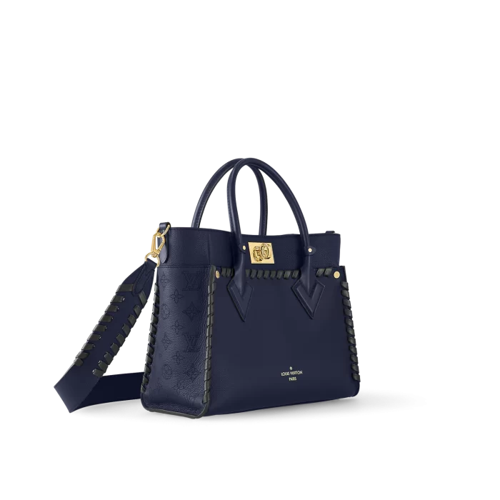 Louis Vuitton / LV On My Side MM M21569