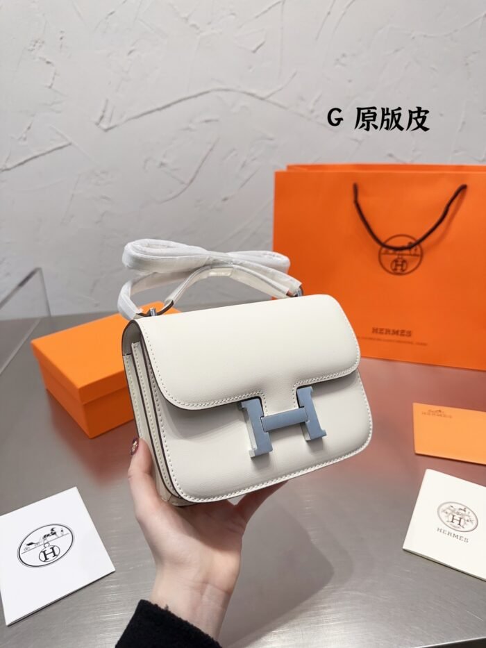 Hermès Constance Swift cowhide leather size: 19cm