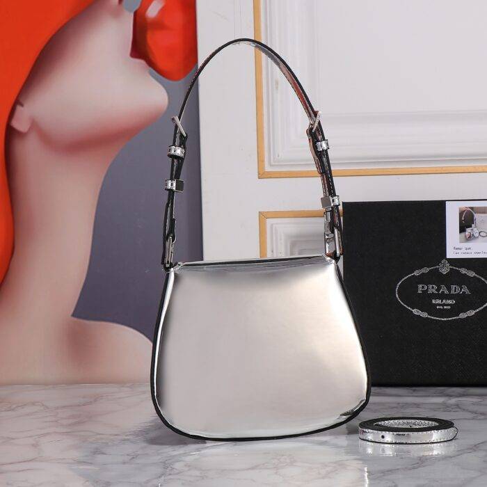 Prada hobo cleo Patent leather 611 sliver size:22*13cm
